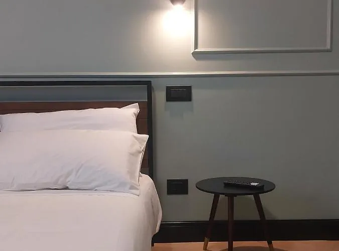 בית הארחה Mondo7 4*