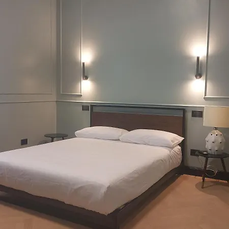 Mondo7 ゲストハウス 4*